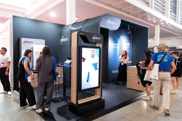 Book Your Stand